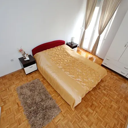 Apartment Lilic *
